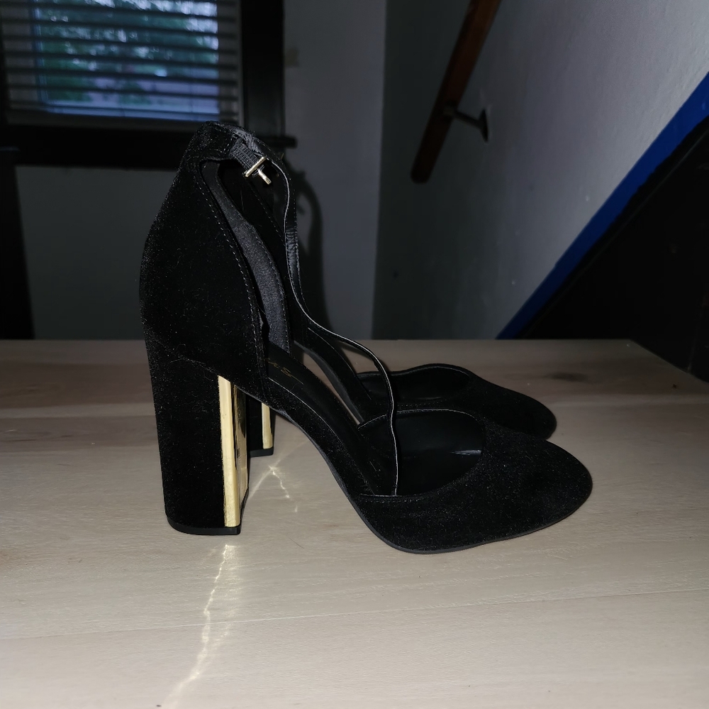 Lulus Laura Black Velvet Ankle Strap Heels